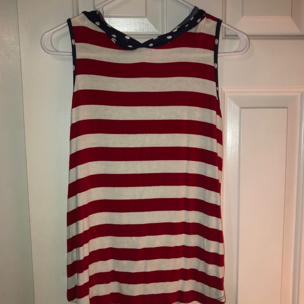USA top with hood